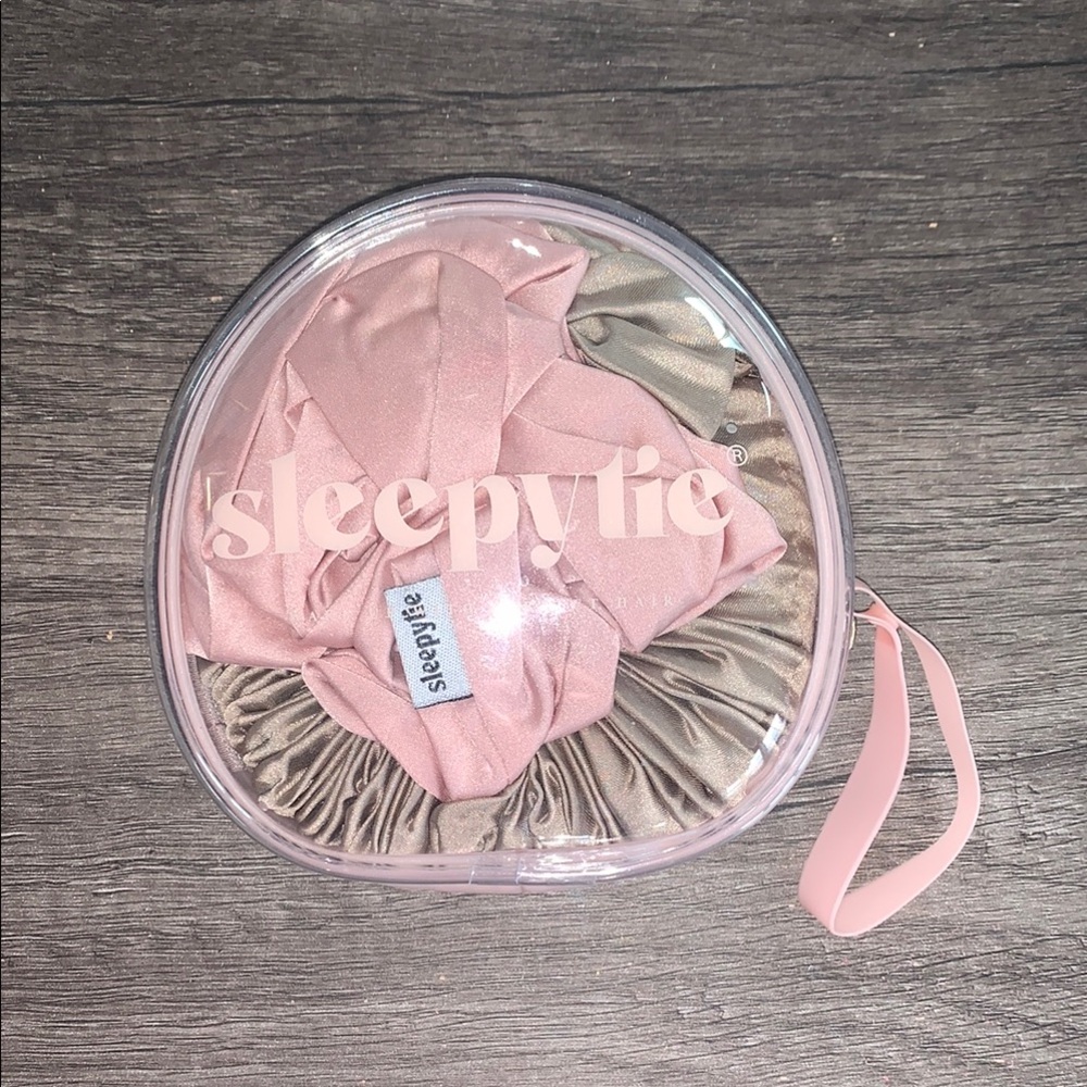 Sleepy Tie Blowout Protector Overnight Pink Hair Set